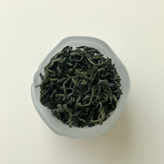 Yunnan Hojicha . 云南焙茶 . 烘炒绿茶